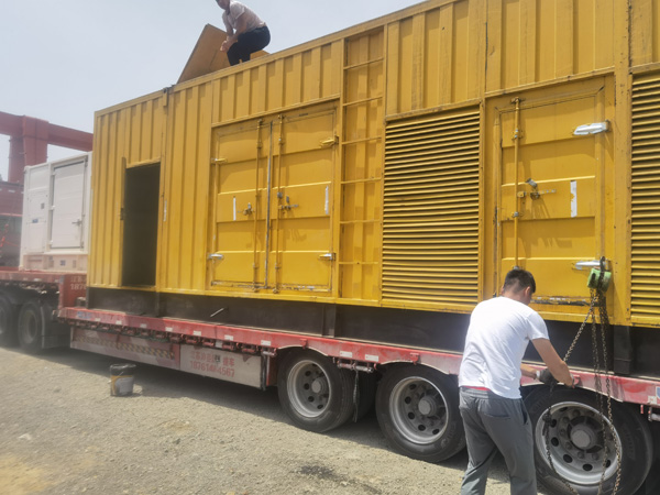 城固除了负载情况和发动机维护，还有哪些因素会影响 200kw 柴油发电机的油耗？